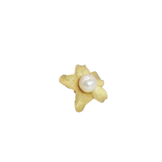 18kt Gold Flower Earrings with 8.5mm Pearls