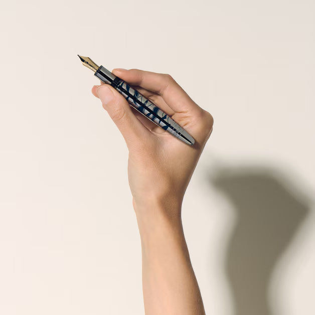 Montblanc Meisterstück Around the World in 80 Days Solitaire LeGrand Fountain Pen