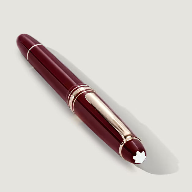 Montblanc Meisterstück Burgundy Red Classique Fountain Pen