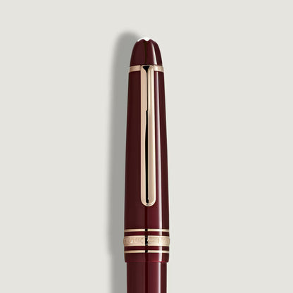 Montblanc Meisterstück Burgundy Red Classique Fountain Pen
