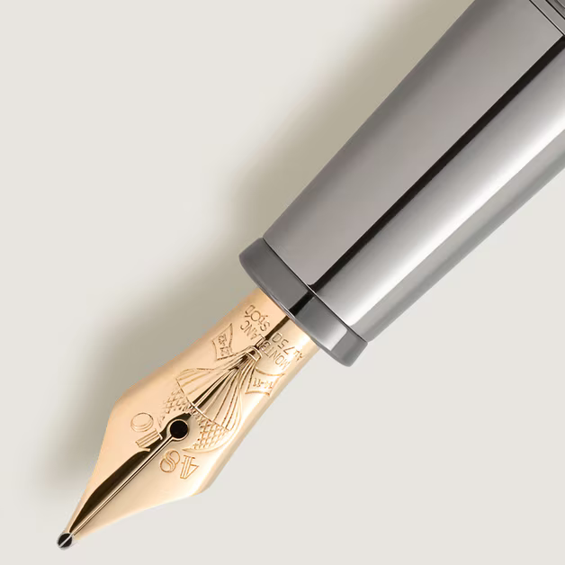 Montblanc Meisterstück Around the World in 80 Days Doué Classique Fountain Pen