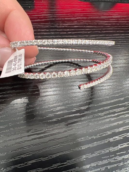 14KT white Gold Stretch 3 row bangle