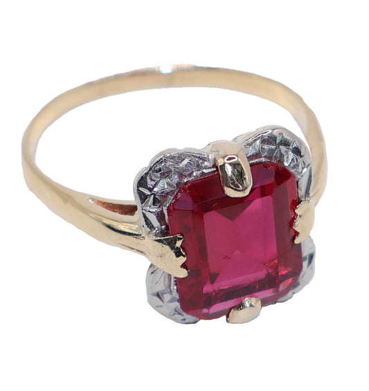14kt Yellow Gold Ring with 4.44-Carat Ruby