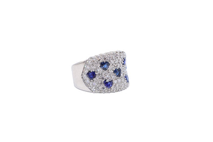 Heart-Shaped Sapphire & Diamond Ring in 18kt White Gold